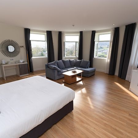 Hotel Seminario Aeropuerto Bilbao Derio Bagian luar foto