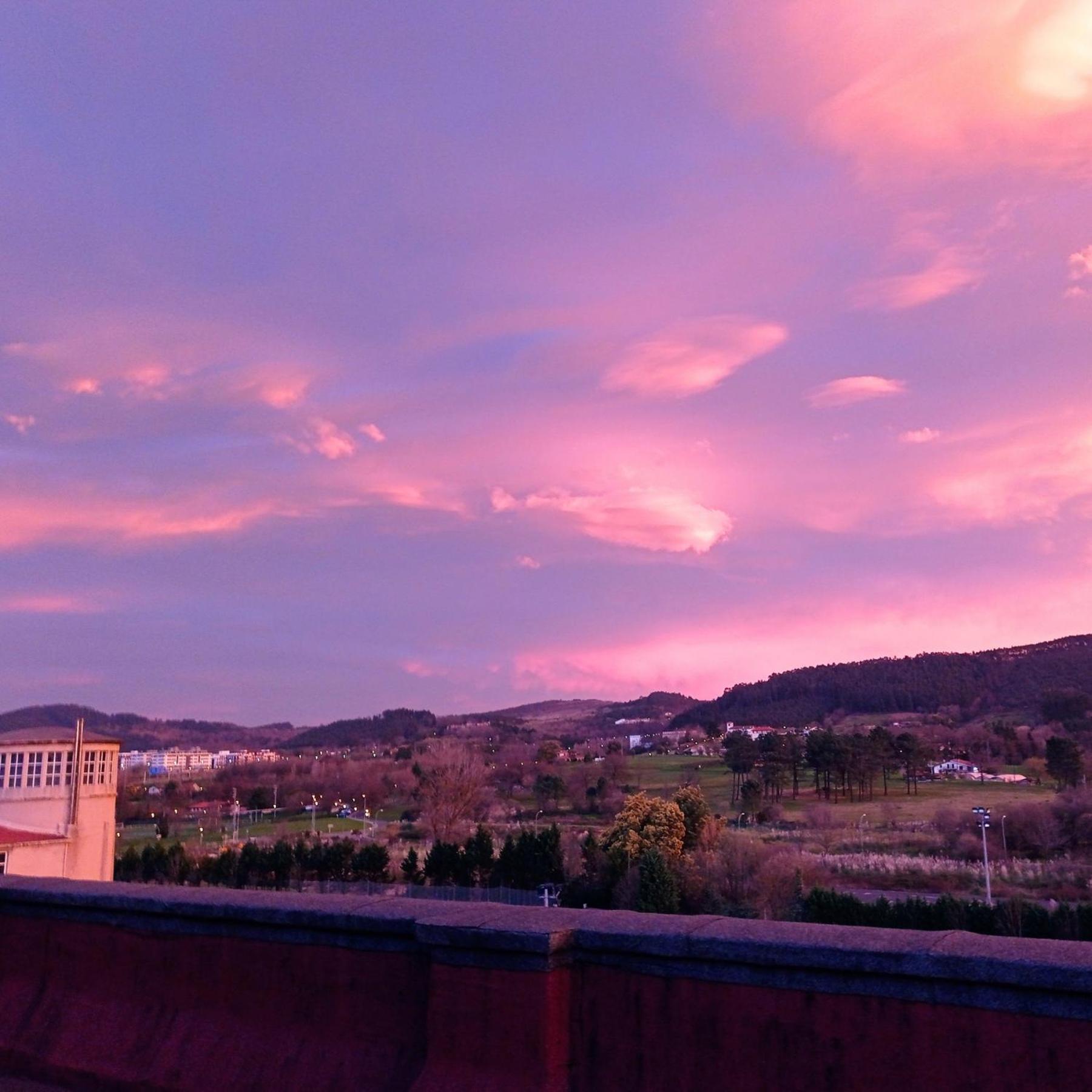 Hotel Seminario Aeropuerto Bilbao Derio Bagian luar foto